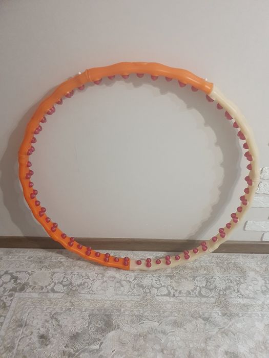 Продам обруч с шипами