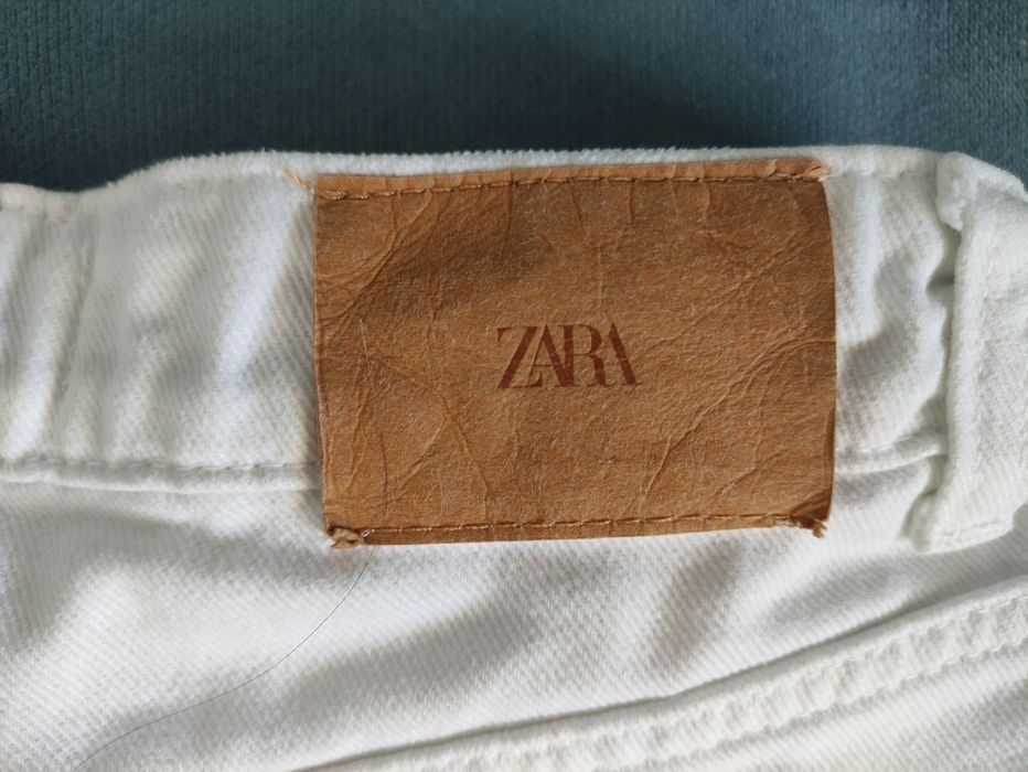 Къси панталонки "Зара" имитиращи пола