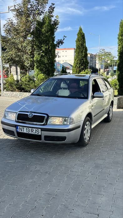 Se vinde skoda octavia  brek 1.6 benzina +GPL valabil 2033