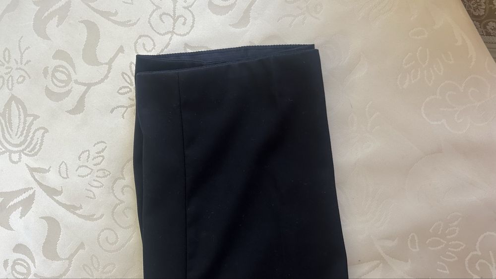 Продам брюки для школы