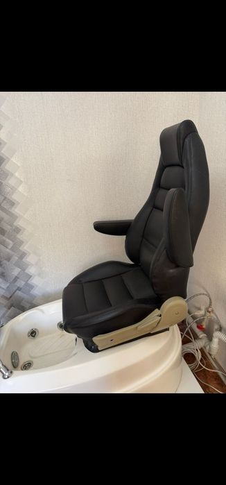 Продам педикюрное кресло