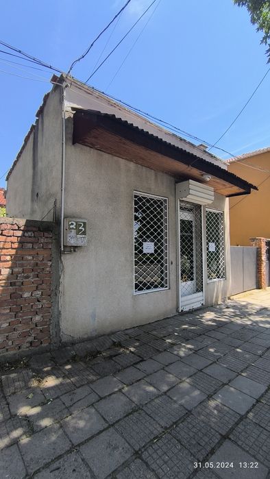 Дава се под наем Магазин в Ямбол, Граф Игнатиев - 20 кв.м за 204 € - Снимка #3