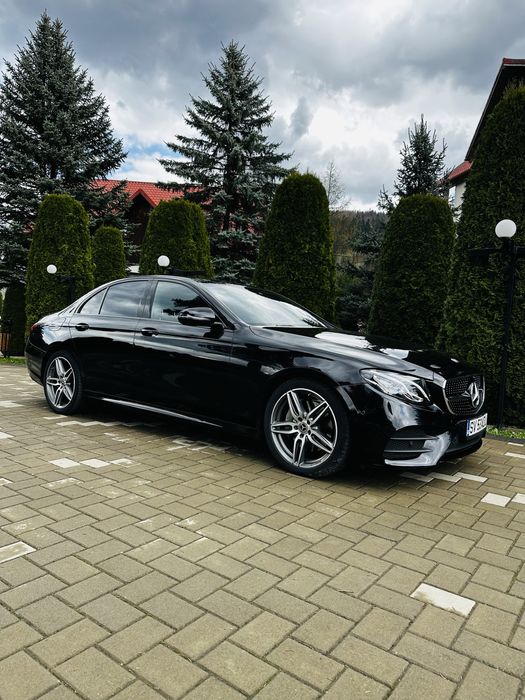 Mercedes E220d AMG 194CP  09/2018 Pachet AMG Interior/Exterior | 360° | Multiple Dotări | Întreținut Impecabil