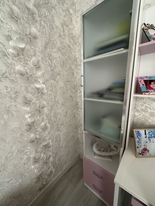 в продаже мебель для спальни