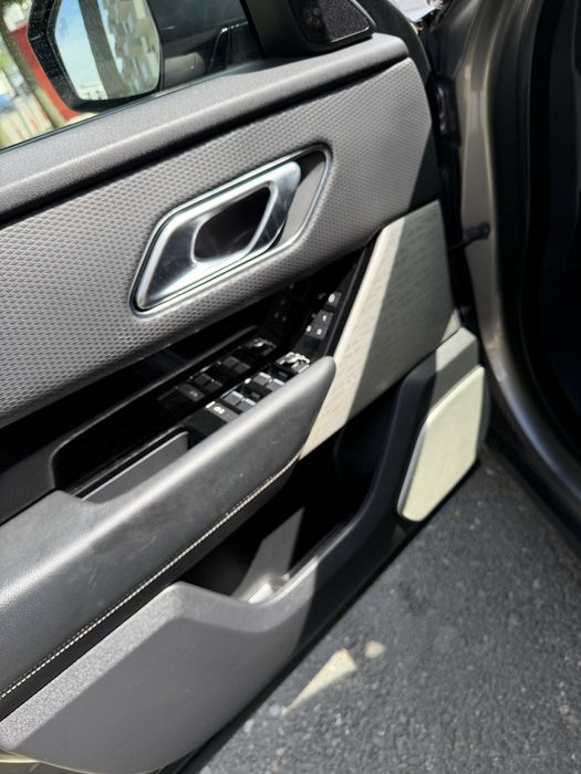 Land Rover Range Rover Velar R-Dynamic SE 3.0 | 300 CP | 4x4 | Full