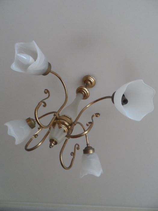 висящ полилей месинг