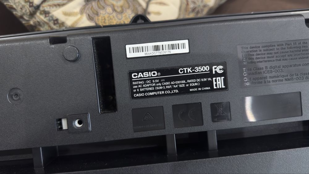 Синтезатор Casio CTK-3500 + Стойка