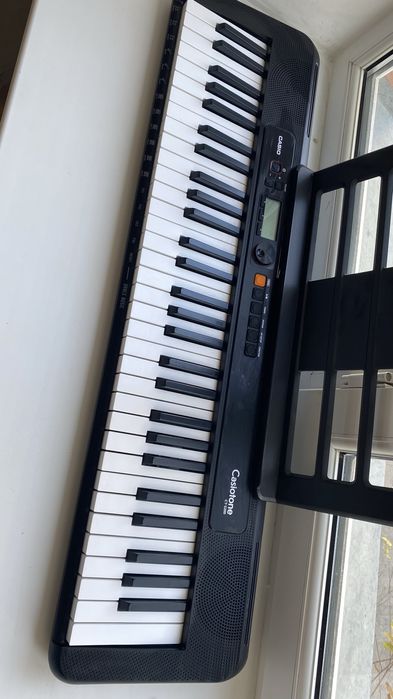 Синтезатор Casio