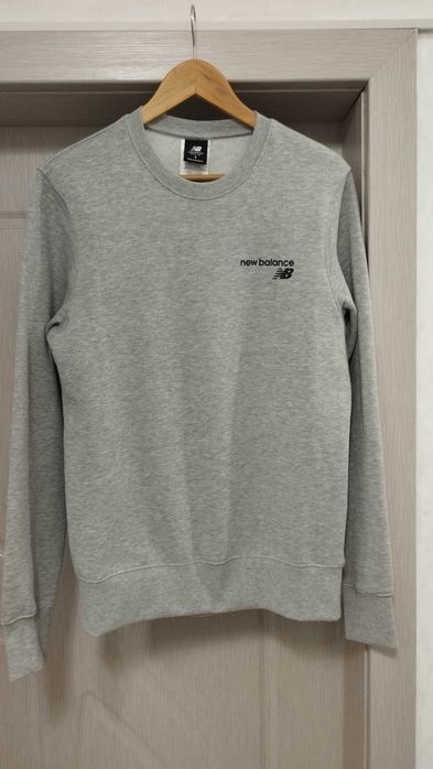 Блуза New Balance Slim fit ,сива.Размер S, цена 58.70 лв/ 30.00 евро