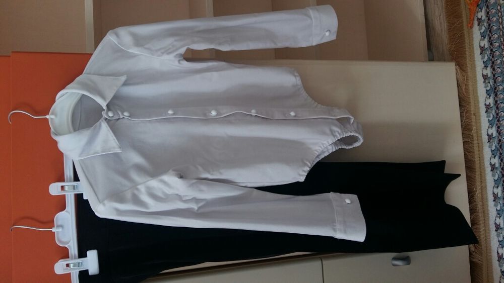 Продам танцевальный костюм на мальчика