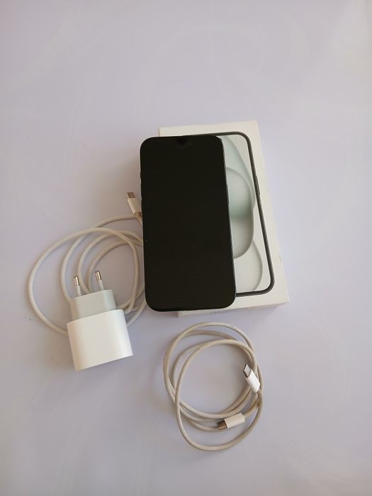 Продам Iphone 15