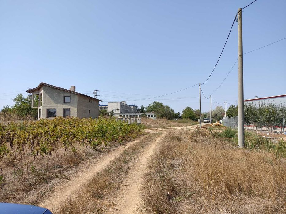 Продава се Парцел в Каварна - 739 кв.м за 18 €/кв.м - Снимка #1