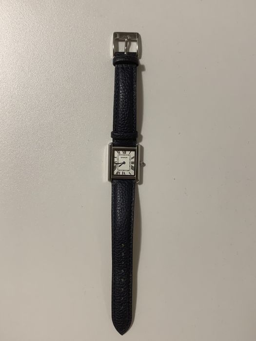 Ръчен часовник Tank.