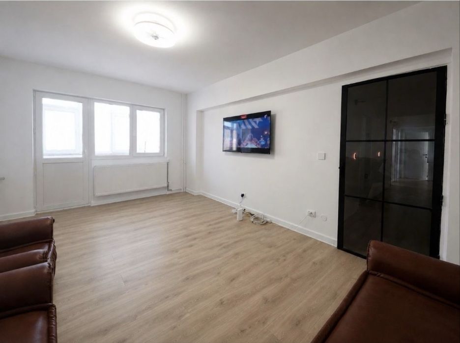 Apartament cu 4 camere. 95mp. Persoana fizica