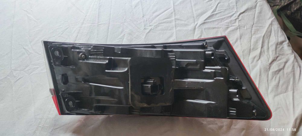 заден десен стоп за Супърб L&K -2020г