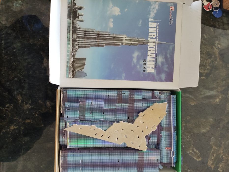 Puzzle 3D Burj Khalifa 136 piese Cubicfun
