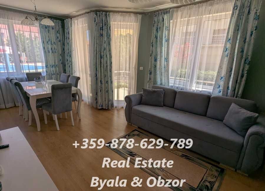 Продава се Тристаен апартамент в Бяла - 140 кв.м за 822 €/кв.м - Снимка #1