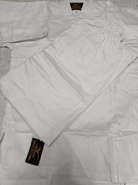 Кимоно белое КАРАТЭ.