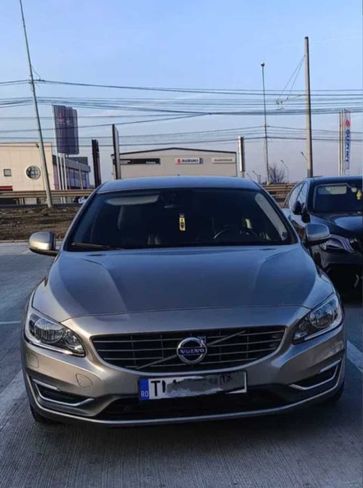 Vând Volvo s60 2015