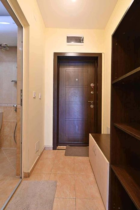 Дава се под наем Двустаен апартамент в София, Център - 60 кв.м за 488.58 € - Снимка #8