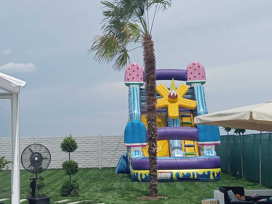 Locatie petreceri copii, cu piscina si gradina