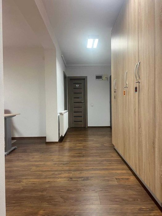 Apartament 3 camere , 71 mp, 2 bai, direct proprietar.