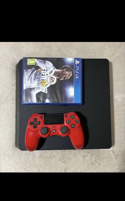 Vând PS4 Slim 512GB + Manetă Roșie – Stare Foarte Bună!