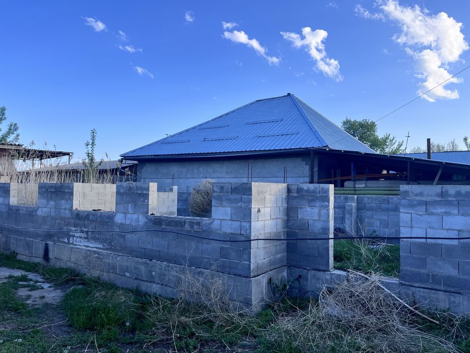 Продам не достроеный дом