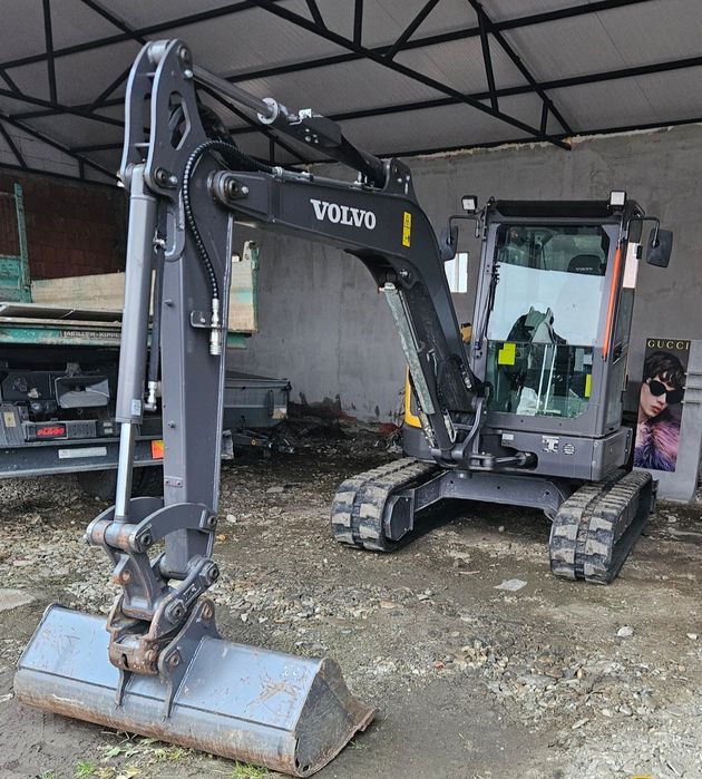 Miniexcavator Volvo ecr50 f//2021//800 ore//ExcavatorTakeuchi//Kubota