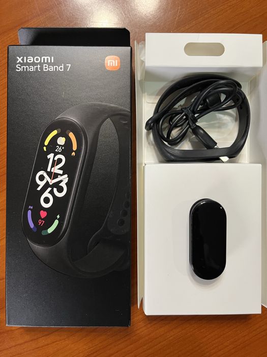 Ми бенд 7 в хорошем состоянии.