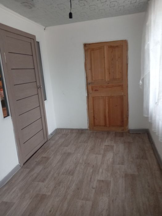 Уй сатылады.. Жаркент каласы Осекте