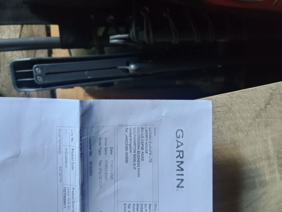 Vând Sonar pescuit Garmin Striker Vivid 9sv GPS, sonda GT52HW-TM