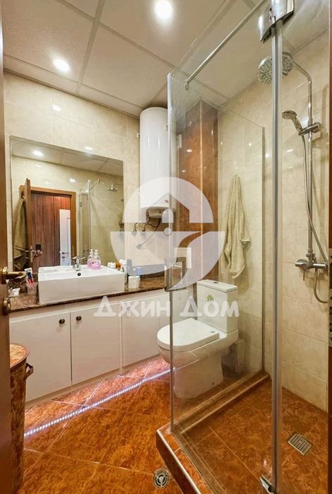 Продава се Двустаен апартамент в к.к. Слънчев бряг - 62 кв.м за 1017 €/кв.м - Снимка #4