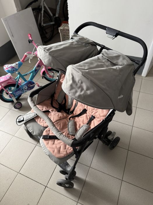 Коляска для близнецов или погодок