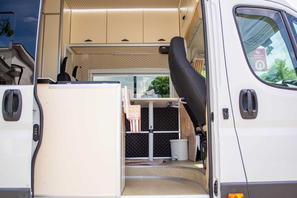 Autorulota/Campervan