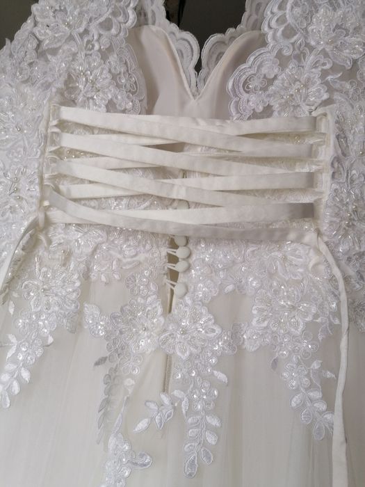 Vând rochie de mireasă, model unicat, Andre & Nicolas Collection.