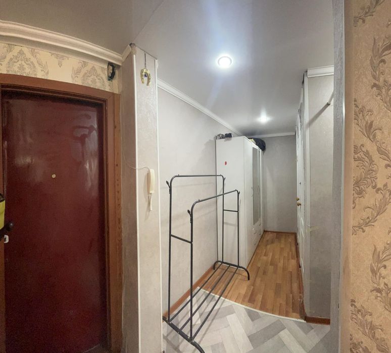 Продаю 1 - комнатную квартиру