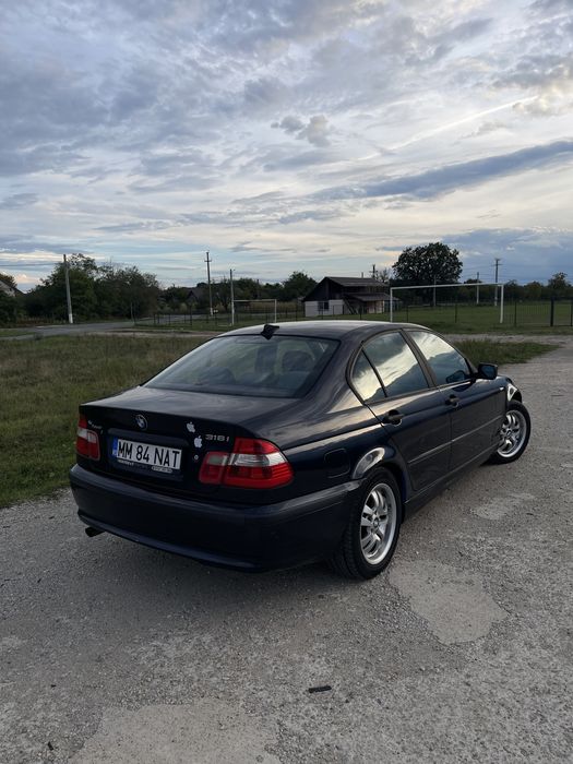 BMW 3 Series 2004 — imagine 3