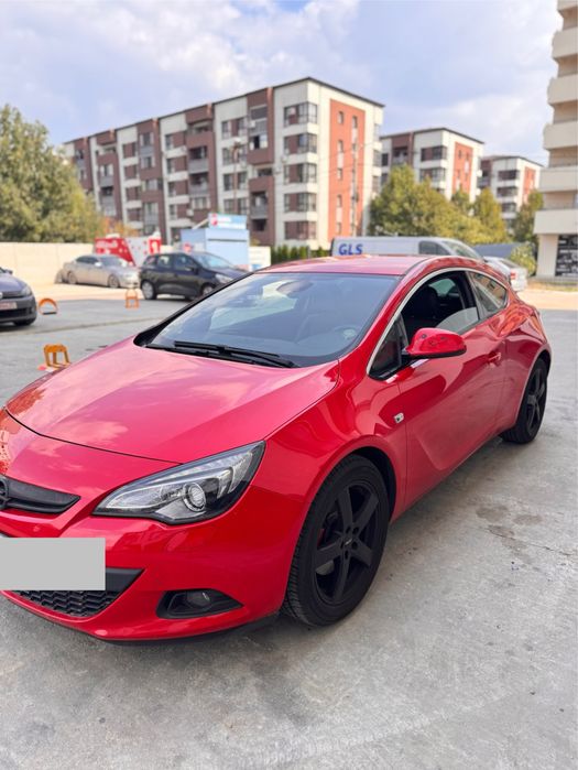 Opel Astra J gtc 2012