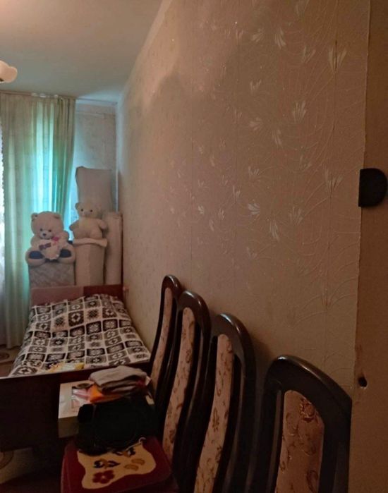 Продается квартира Юнусабад 8кв 2/3/4