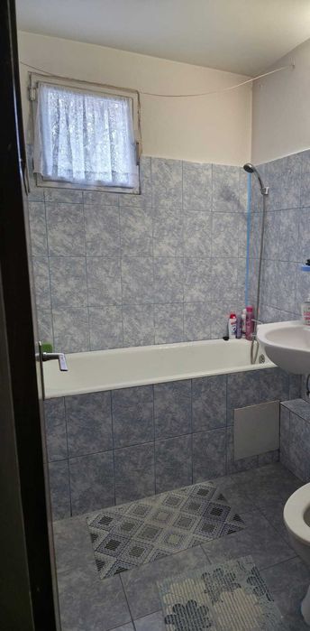 Vand apartament 3 camere Crangasi