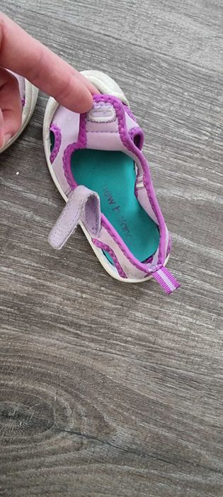 Sandale fete New Balance, marimea 22.5 (13.03cm)