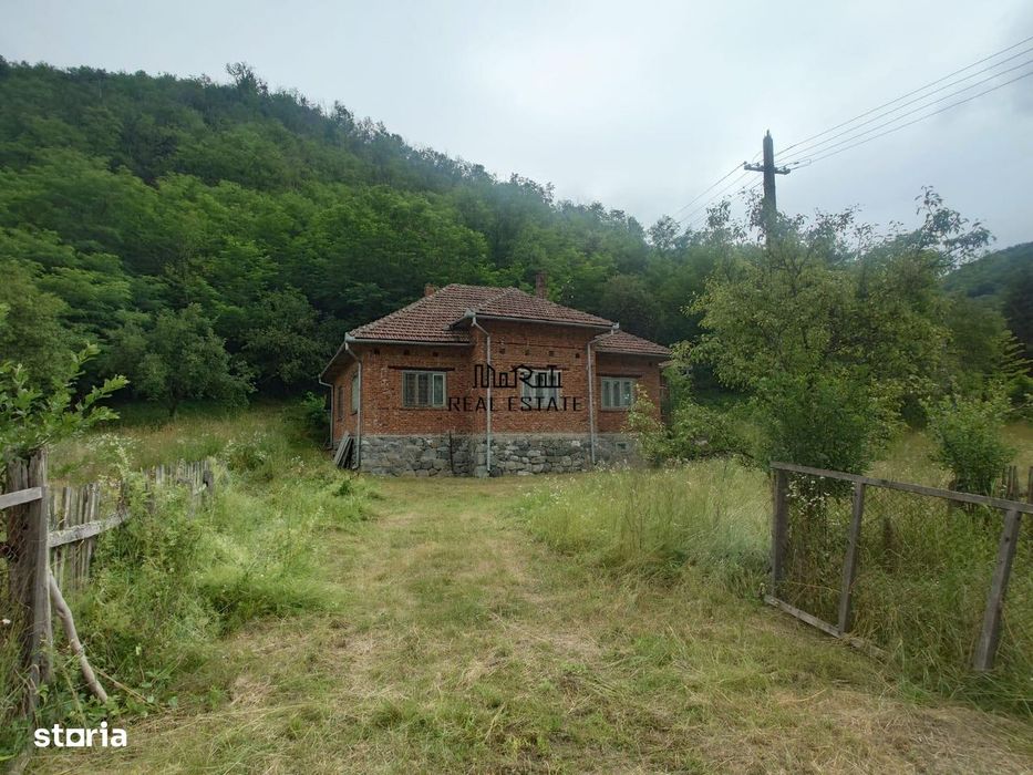 Teren, padure si casa in Dumbrava de Jos, jud. Hunedoara