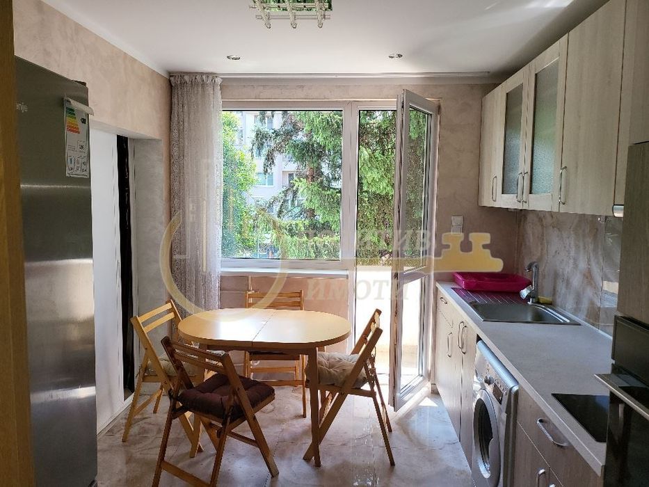 Дава се под наем Двустаен апартамент в София, Гоце Делчев - 65 кв.м за 600 € - Снимка #2