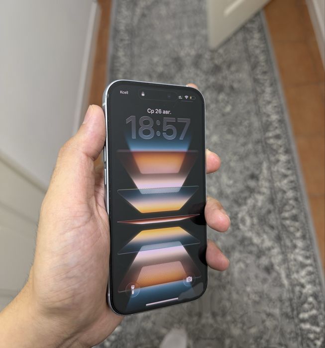 Продам Iphone 15 / 256гб