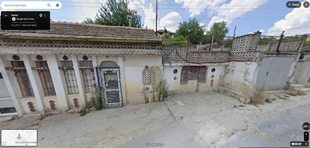 Продава поземлен имот 801 кв.м. в град Варна, м-т Планова (на граница с кв. Възраждане 4)
