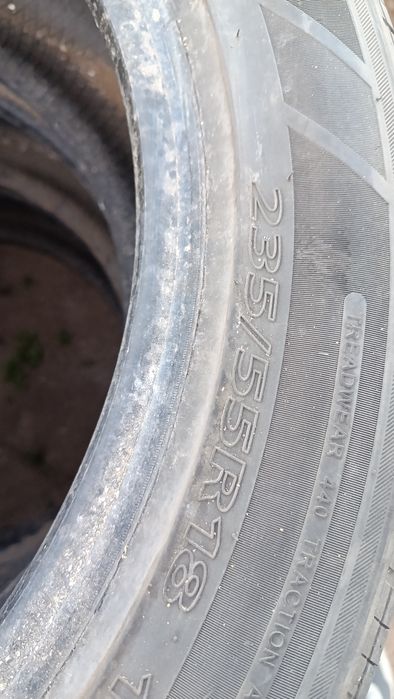 Шины летние 235/55/18 3 штуки