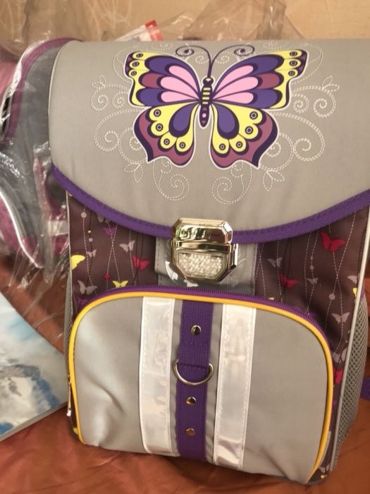 Ергономични специални ученически раници