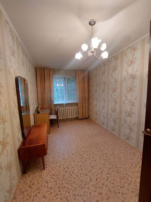 Продам 2 ух.комн кв район Рахмета
