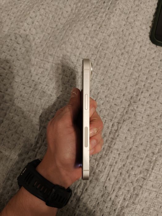 iPhone 14  E sim